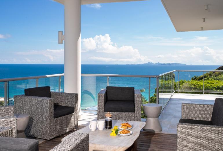 Sxm014 – Villa avec vue panoramique et piscine à Oyster Pond