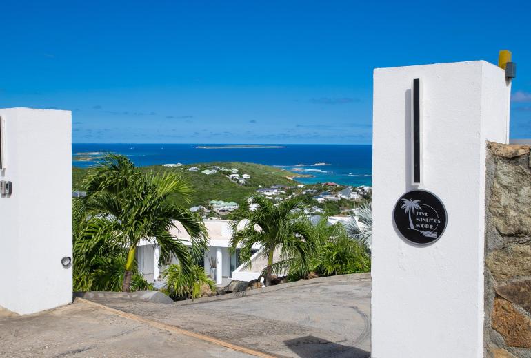 Sxm014 – Villa avec vue panoramique et piscine à Oyster Pond