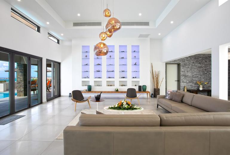 Sxm027 – Luxury villa with sea views in Pelican Key