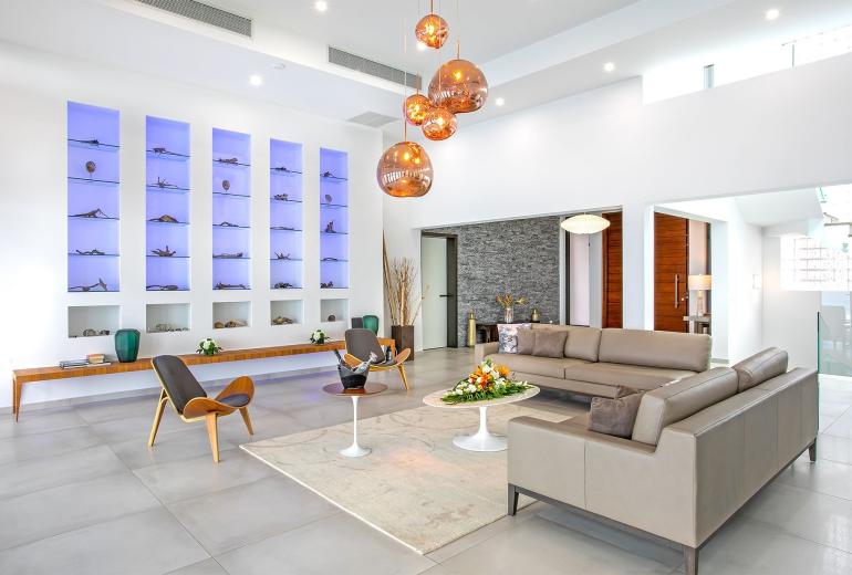 Sxm027 – Luxury villa with sea views in Pelican Key