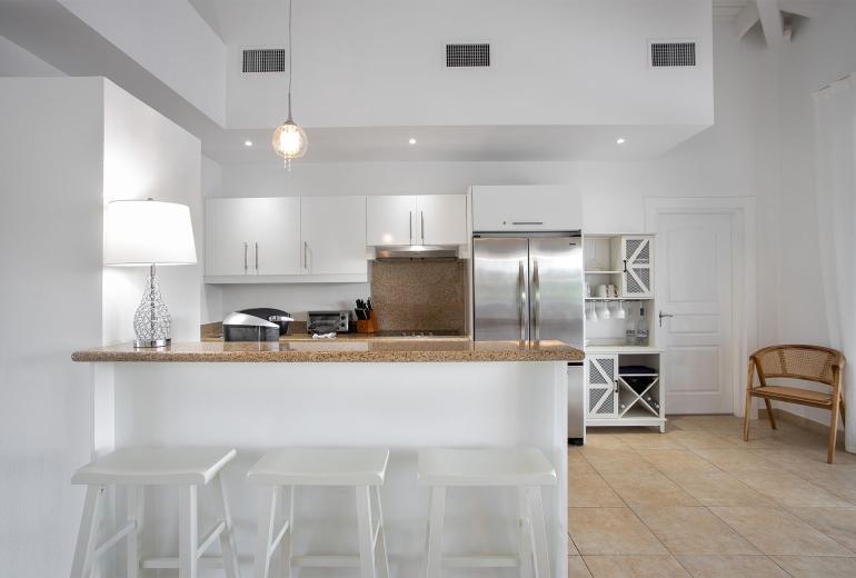 Sxm032 – Appartement avec vue sur la marina à Porto Cupecoy
