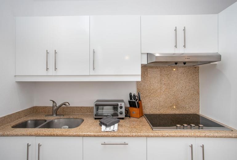 Sxm032 – Appartement avec vue sur la marina à Porto Cupecoy
