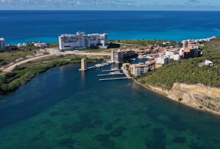 Sxm032 – Appartement avec vue sur la marina à Porto Cupecoy