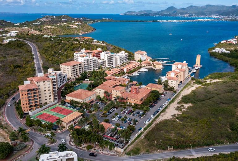 Sxm032 – Appartement avec vue sur la marina à Porto Cupecoy