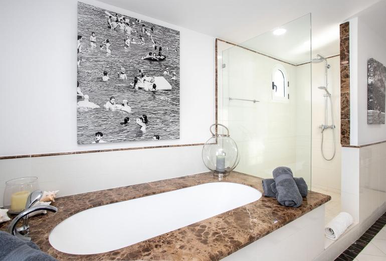 Sxm032 – Appartement avec vue sur la marina à Porto Cupecoy