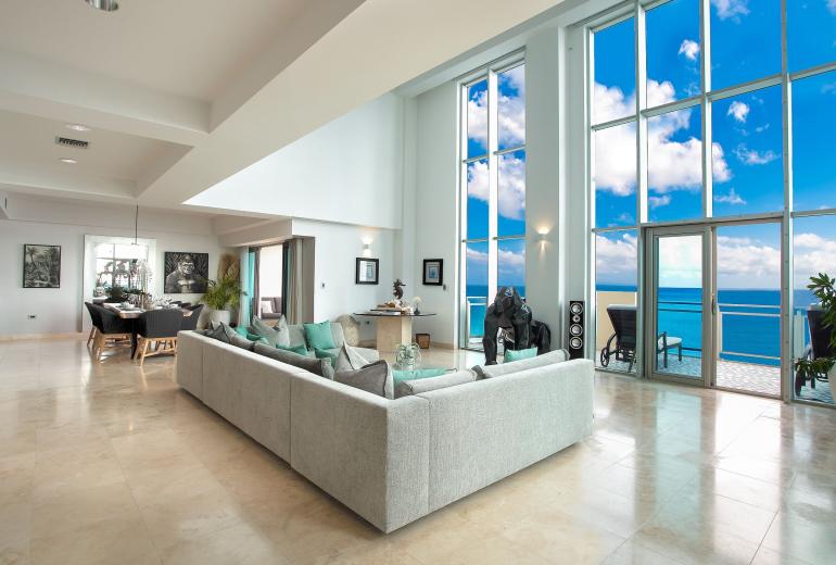 Sxm043 – Penthouse frente al mar con terraza en The Cliff