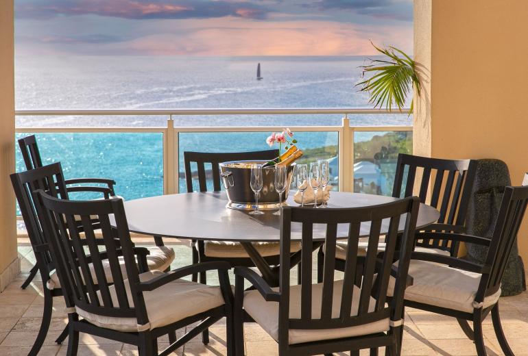 Sxm043 – Penthouse frente al mar con terraza en The Cliff