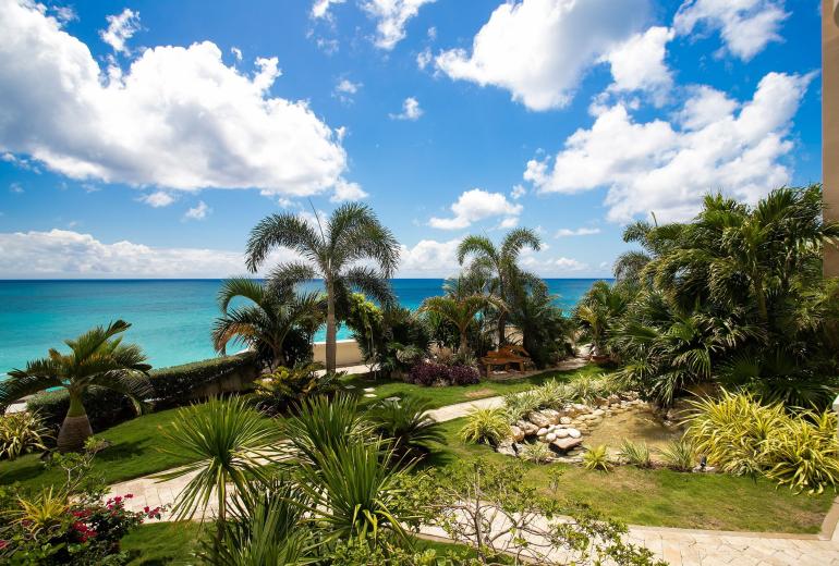 Sxm043 – Penthouse frente al mar con terraza en The Cliff