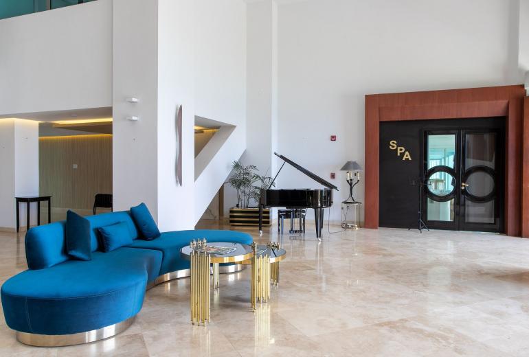 Sxm043 – Penthouse frente al mar con terraza en The Cliff