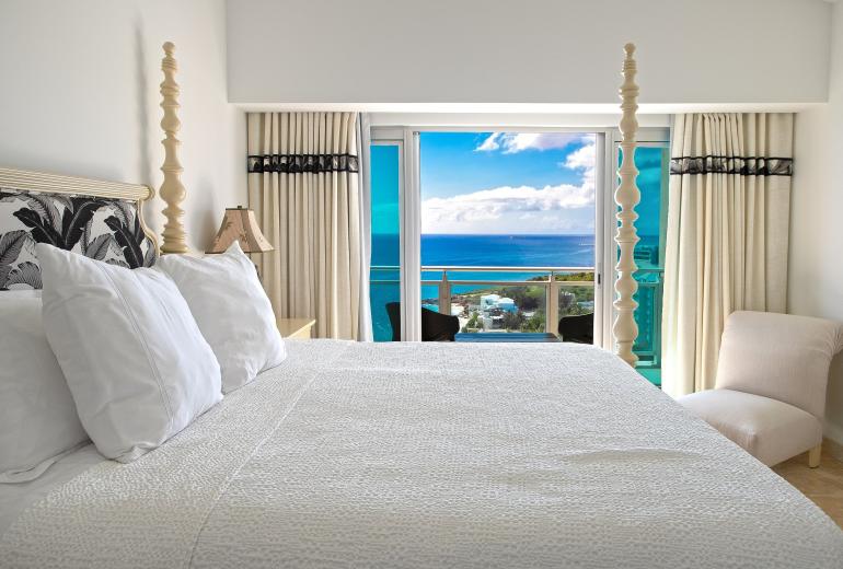 Sxm043 – Penthouse frente al mar con terraza en The Cliff