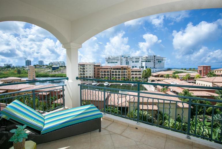 Sxm045 – Appartement confortable avec balcon à Cupecoy