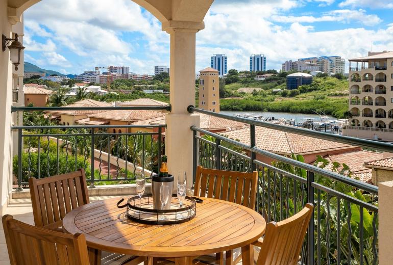 Sxm046 – Appartement moderne avec vue lagon à Cupecoy