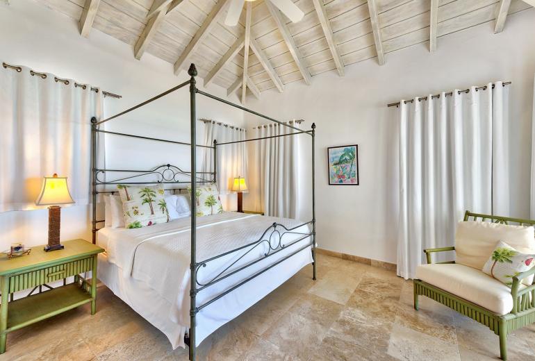 Sxm056 – Villa frente al mar con terraza en Cupecoy