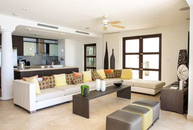 Sxm057 – Villa elegante con piscina en Cupecoy Beach