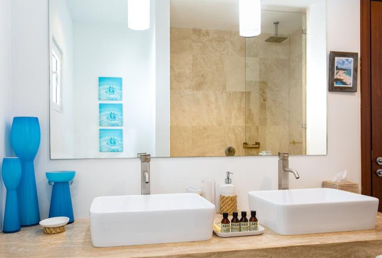 Sxm057 – Villa elegante con piscina en Cupecoy Beach