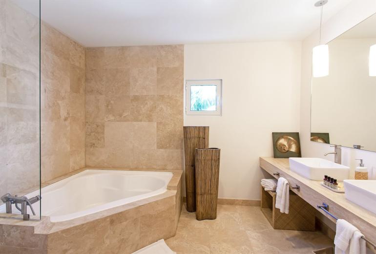 Sxm057 – Villa elegante con piscina en Cupecoy Beach