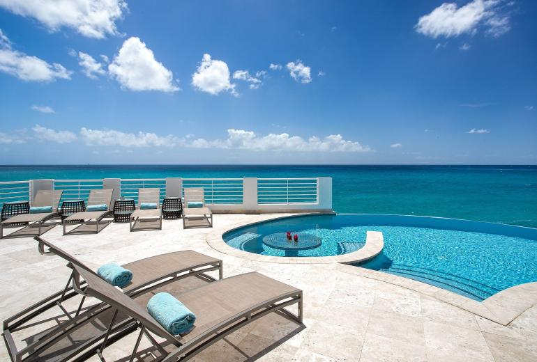 Sxm059 – Casa con vista al mar y piscina en Cupecoy