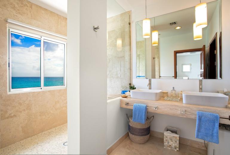 Sxm059 – Casa con vista al mar y piscina en Cupecoy