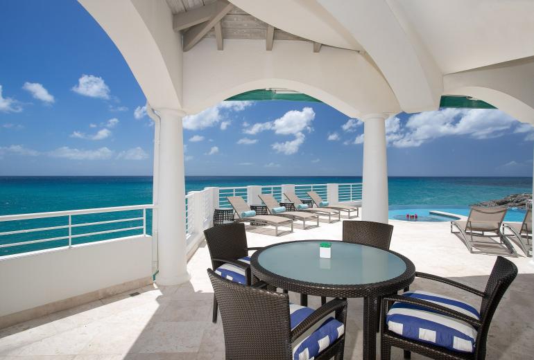 Sxm059 – Casa con vista al mar y piscina en Cupecoy