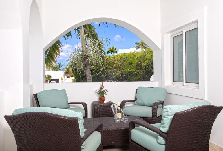 Sxm060 – Beautiful villa with ocean views in Cupecoy