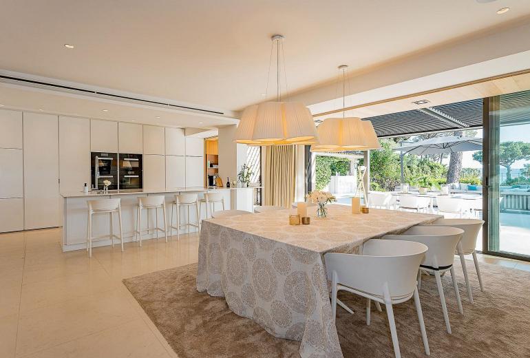 Azu059 - Exceptional Luxury Villa in Cap Tahiti