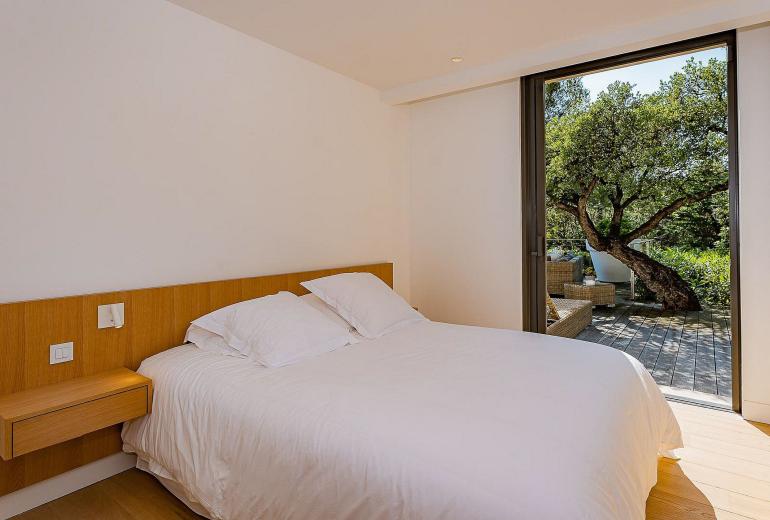 Azu059 - Exceptional Luxury Villa in Cap Tahiti