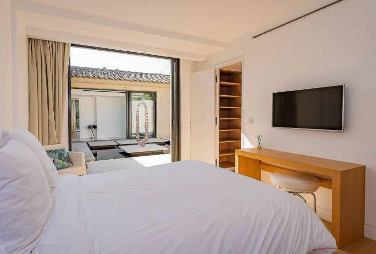 Azu059 - Exceptional Luxury Villa in Cap Tahiti