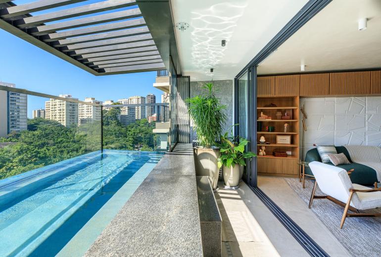 Rio146 - Stunning duplex penthouse in Leblon