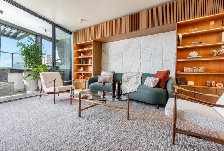 Rio146 - Stunning duplex penthouse in Leblon