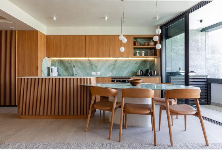 Rio146 - Stunning duplex penthouse in Leblon