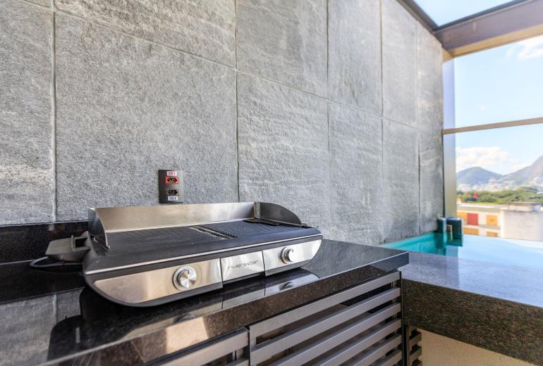 Rio146 - Stunning duplex penthouse in Leblon