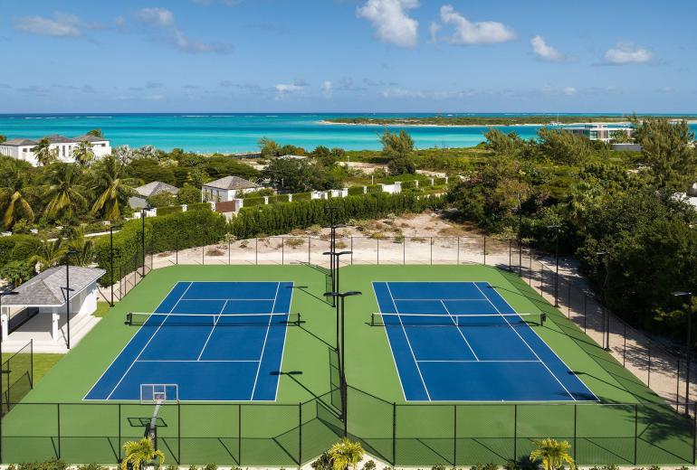 Tci002 – Elegante vila à beira-mar em Grace Bay