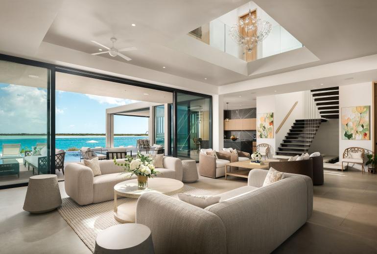 Tci002 – Élégante villa en bord de mer à Grace Bay