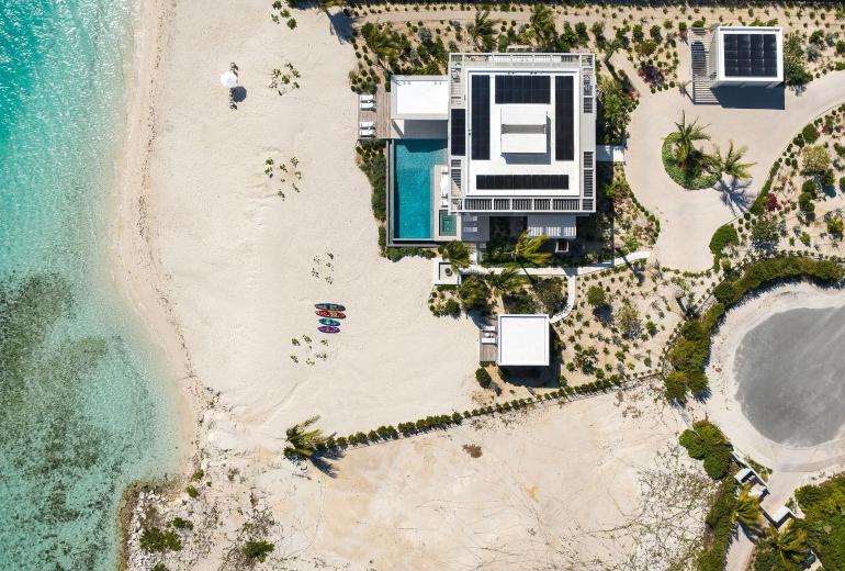 Tci002 – Elegante vila à beira-mar em Grace Bay