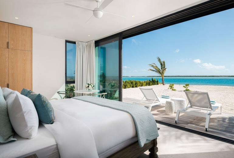 Tci002 – Elegante vila à beira-mar em Grace Bay
