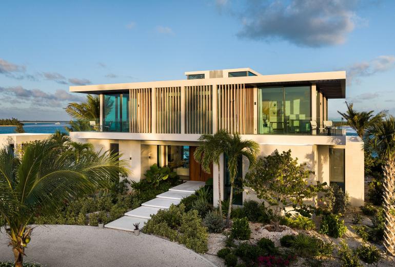 Tci002 – Elegante vila à beira-mar em Grace Bay