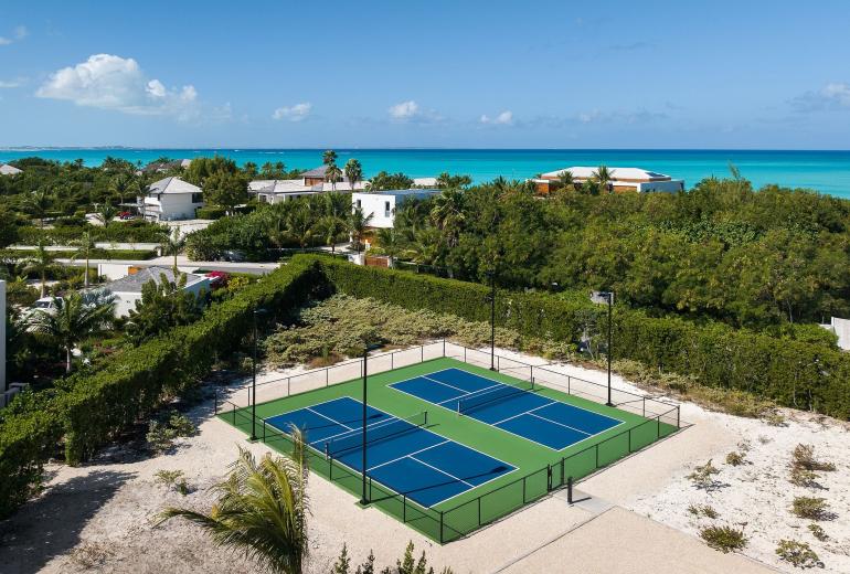 Tci002 – Elegante vila à beira-mar em Grace Bay