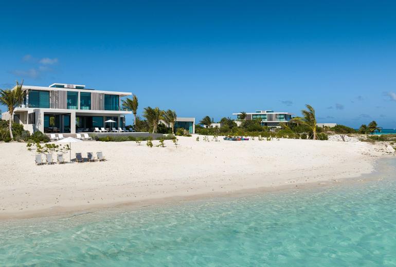 Tci002 – Elegante vila à beira-mar em Grace Bay