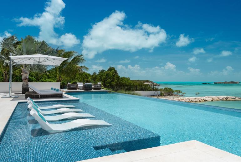 Tci004 – Villa with ocean views in Turtle Tail