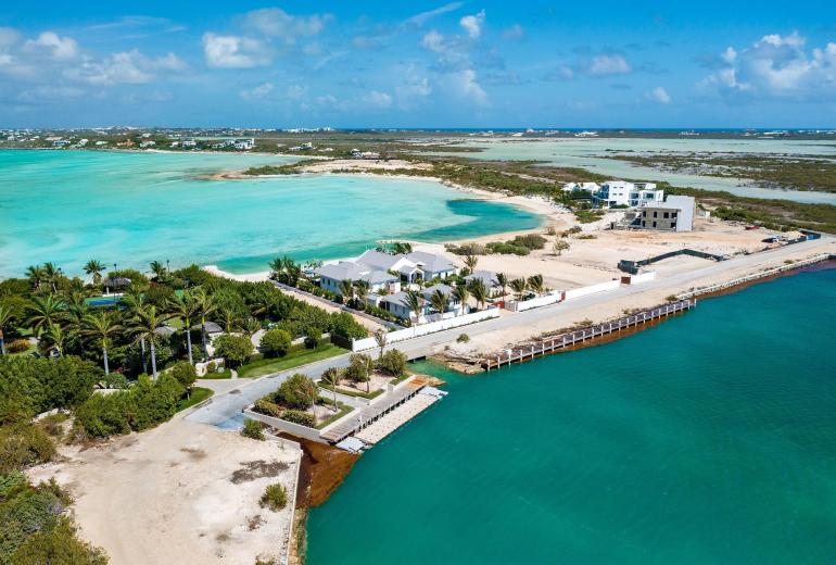 Tci004 – Villa with ocean views in Turtle Tail