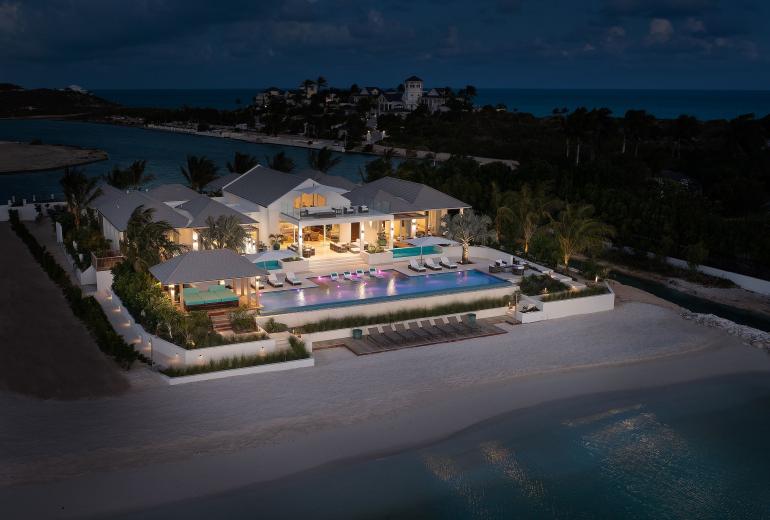 Tci004 – Villa with ocean views in Turtle Tail
