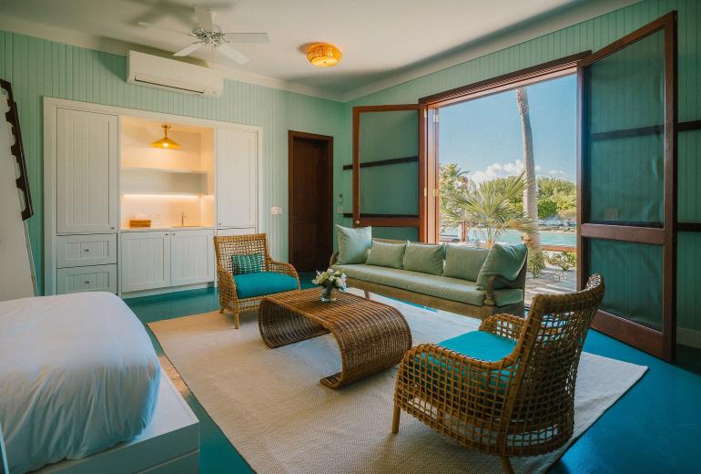 Tci008 – Villa en bord de mer avec piscine à Grace Bay