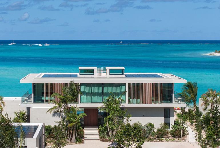 Tci009 – Villa de lujo frente al mar en Emerald Point