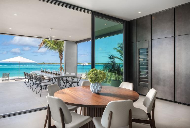 Tci009 – Villa de lujo frente al mar en Emerald Point