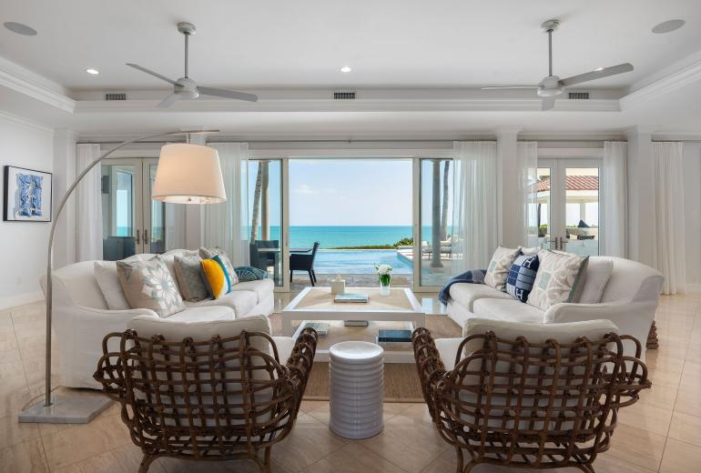 Tci012 – Villa com vista para o mar e piscina em Long Bay