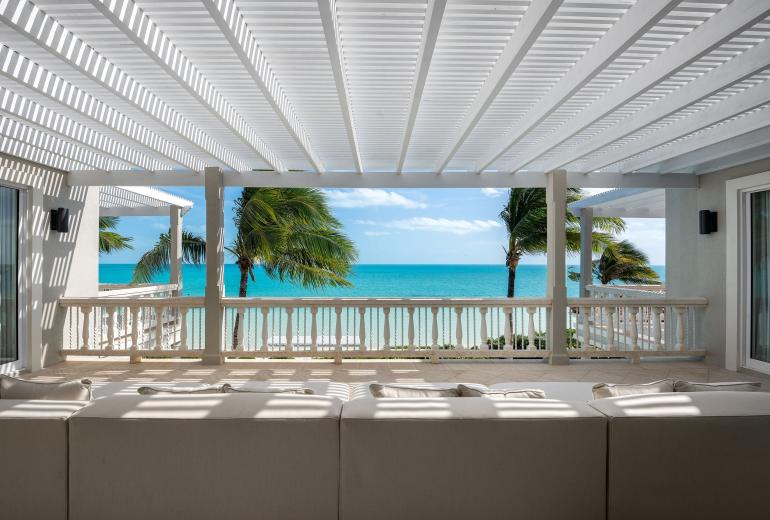 Tci012 – Villa com vista para o mar e piscina em Long Bay