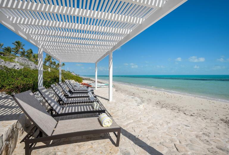 Tci012 – Villa com vista para o mar e piscina em Long Bay