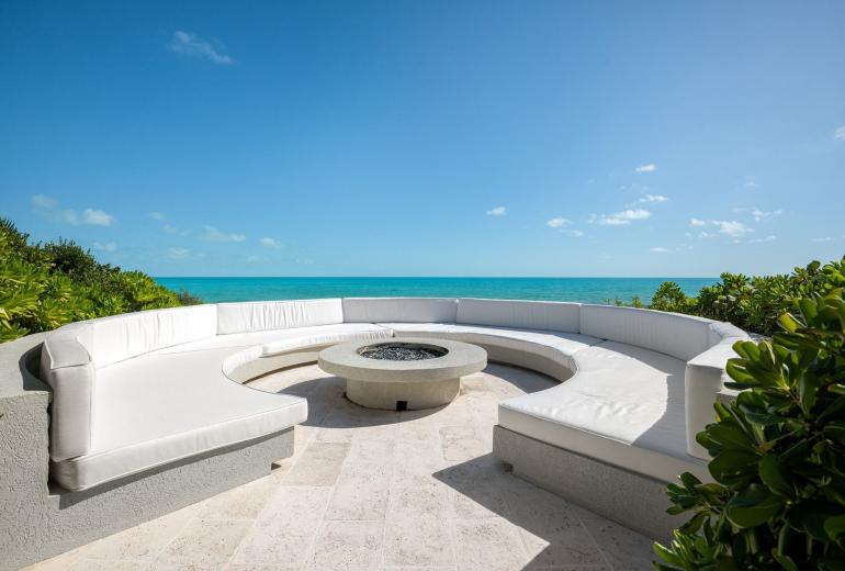 Tci012 – Villa com vista para o mar e piscina em Long Bay