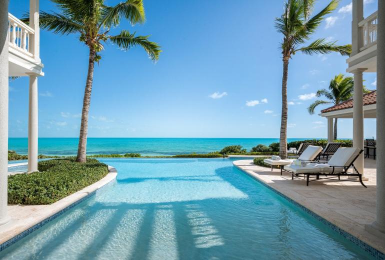 Tci012 – Villa com vista para o mar e piscina em Long Bay