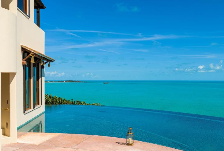 Tci013 – Villa de lujo con playa privada en Turtle Tail